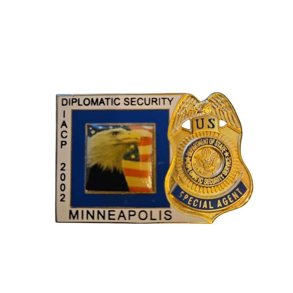 Diplomatic Security Service DSS IACP 2002 Minneapolis Special Agent Pin Vintage